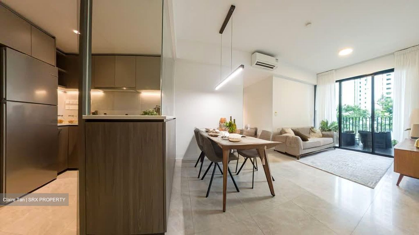 Oxley Tower (D1), Office #531616441